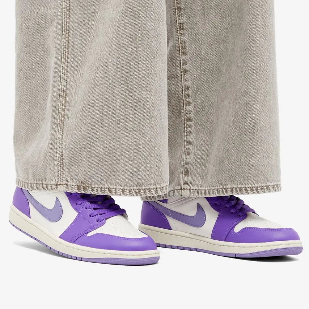 Air Jordan 1 Mid W sneakers, white/lilac