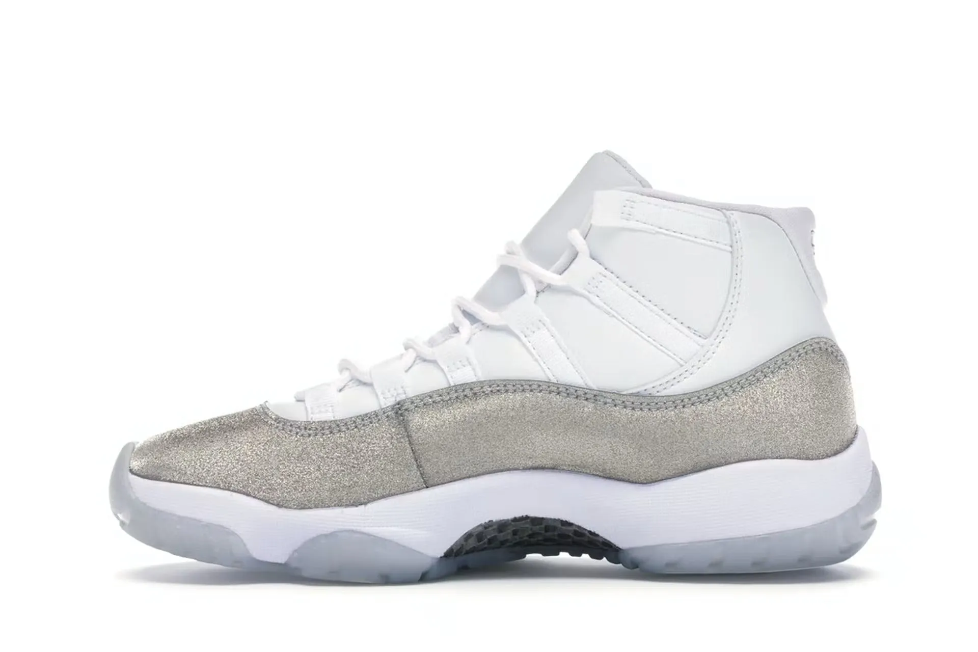 Air Jordan 11 Wmns "Vast Grey"