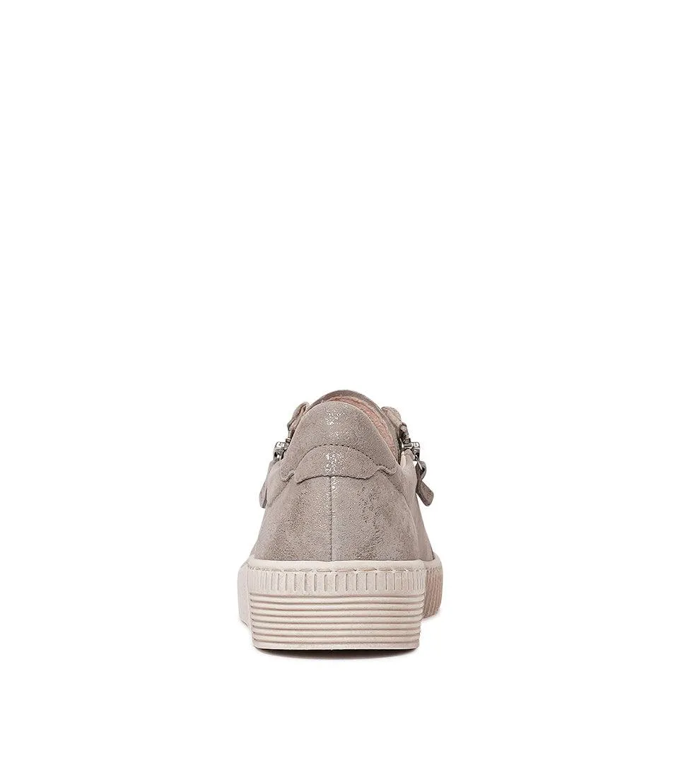 Amelia Metallic Beige Leather Sneakers