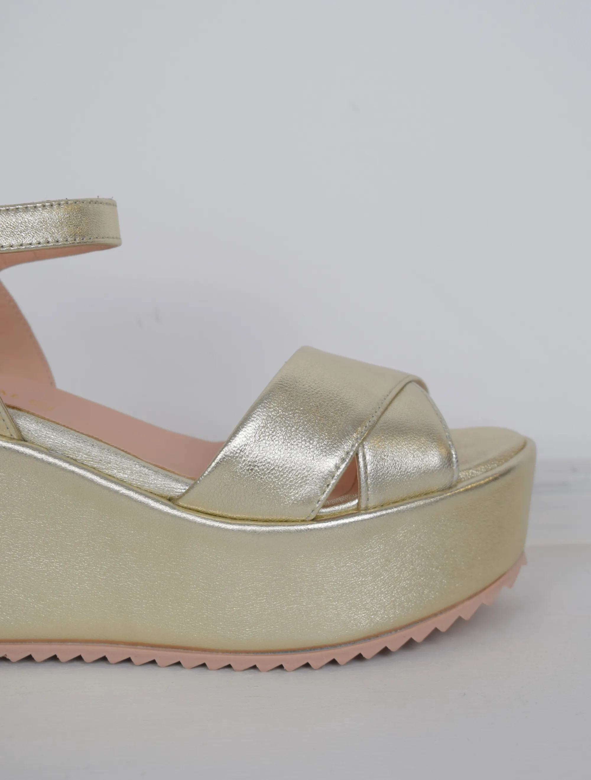 Asana Wedge Gold