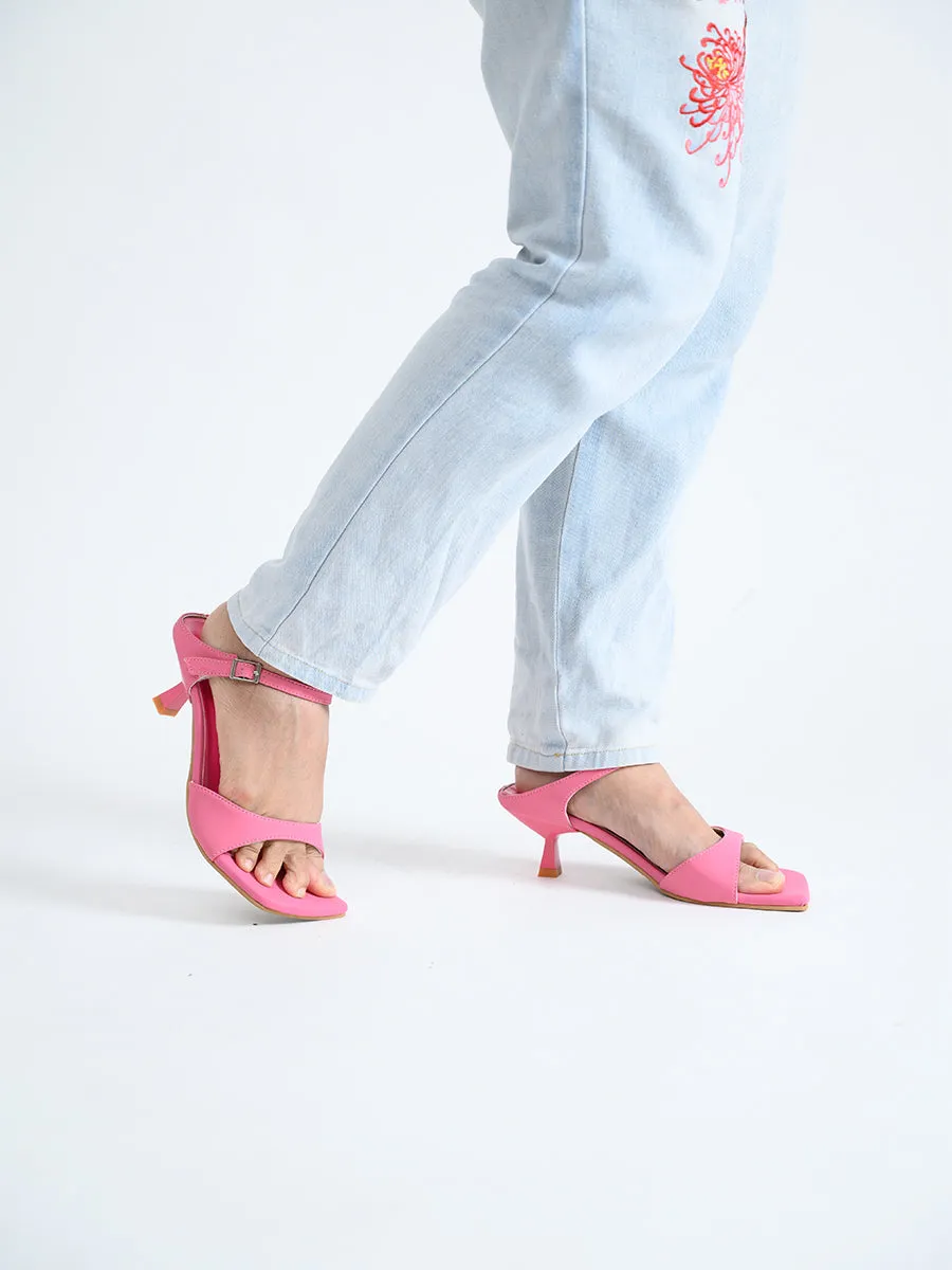 BASIC Ricoa Buckle Heels