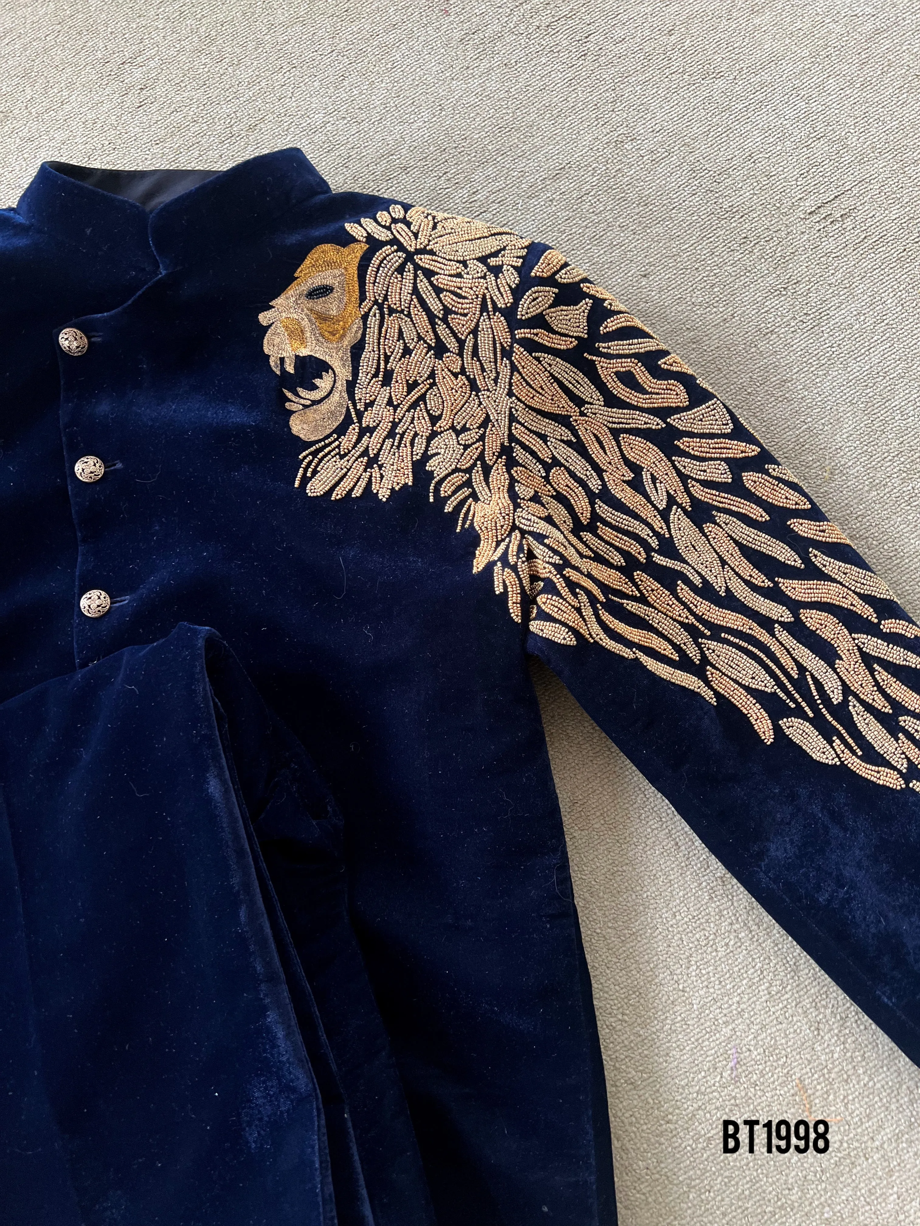 BT1998 Majestic Lion Embroidered Navy Velvet Suit for Dad – Command the Spotl