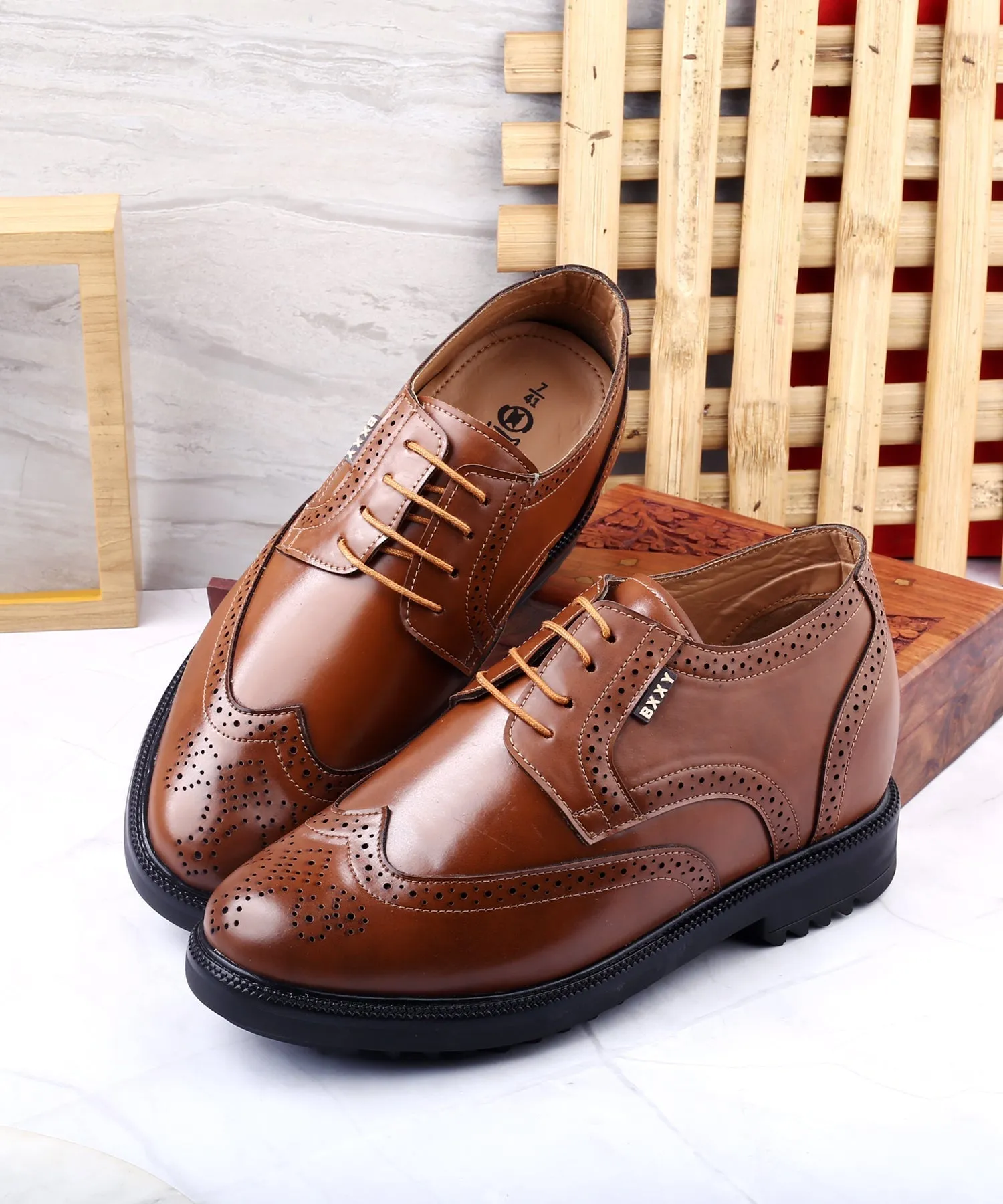 New Stylish Men's 3.5 inch Hidden Height Increasing Luxe Brogue Lace-up Shoes