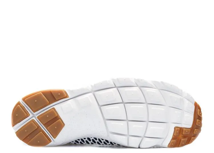 Nike AIR FOOTSCAPE MAGISTA 'ENGLAND' sneakers, white