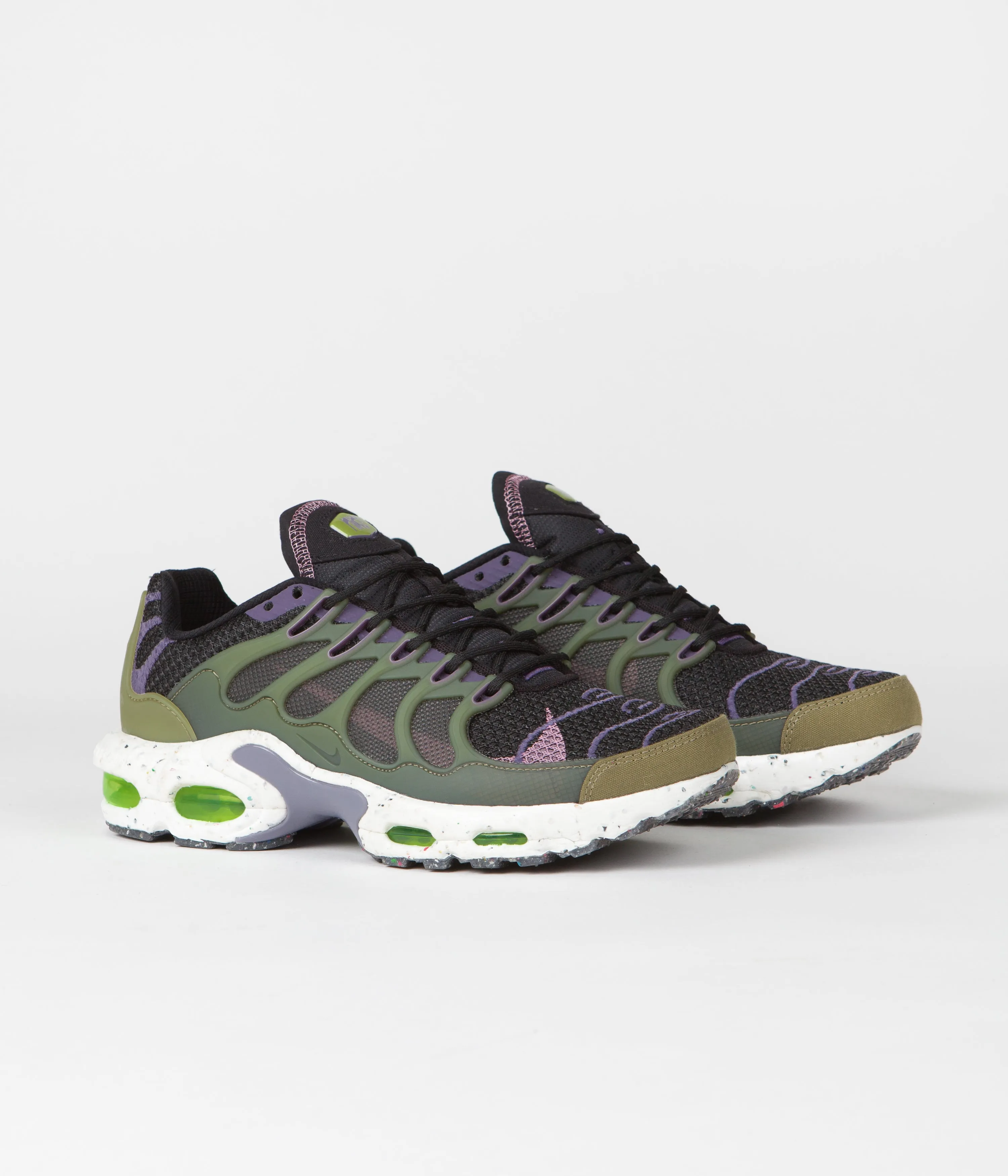 Nike Air Max Terrascape Plus Shoes - Off Noir / Elemental Pink - Pilgrim