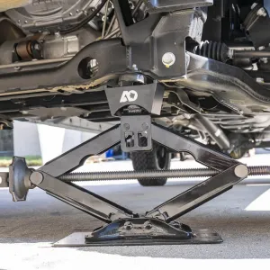 Off Road Scissor Jack w/ Axle & Frame Adaptor