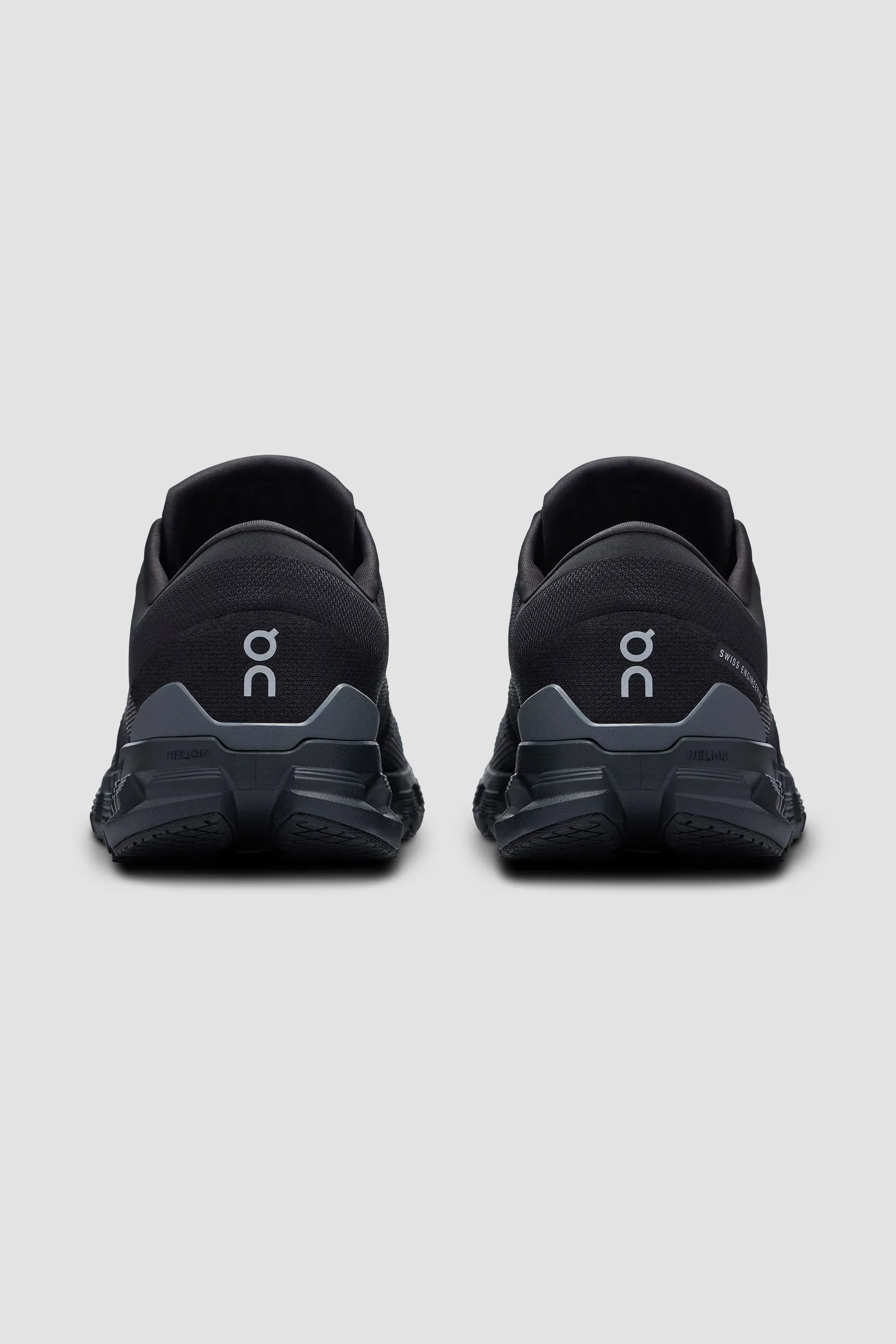 ON | Men's Cloud X 4 in Black/Eclipse