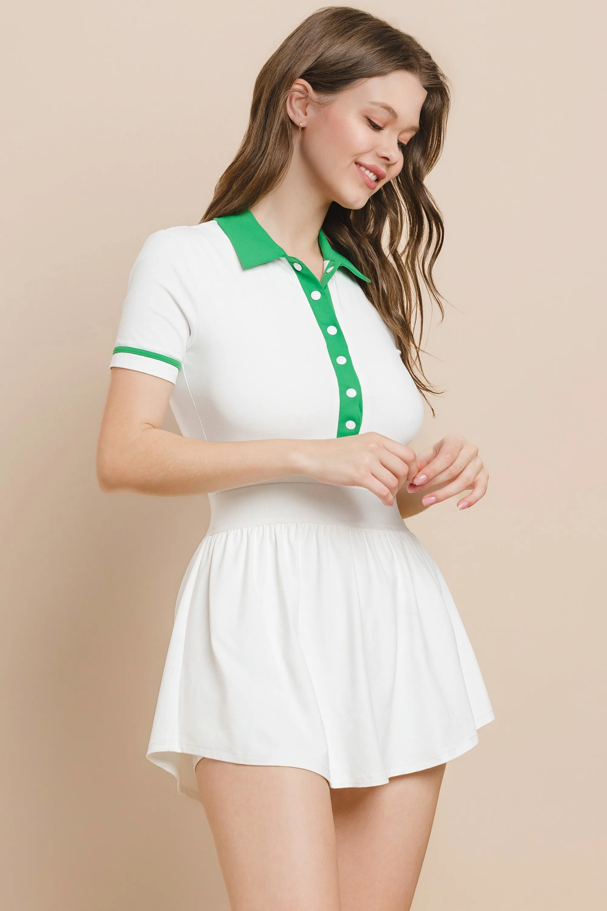 On the Greens Athletic Dress