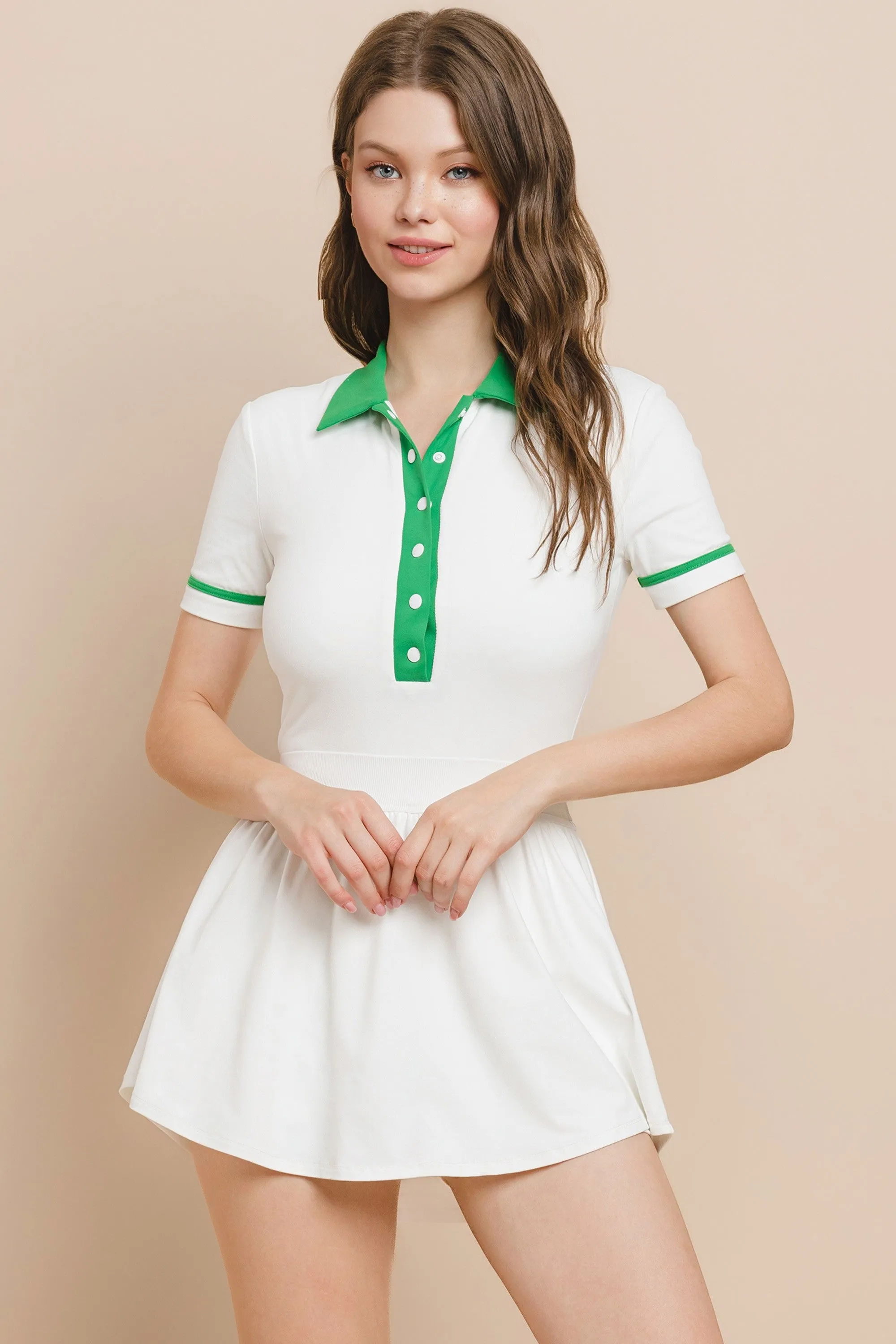 On the Greens Athletic Dress