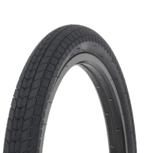 relic flatout tire